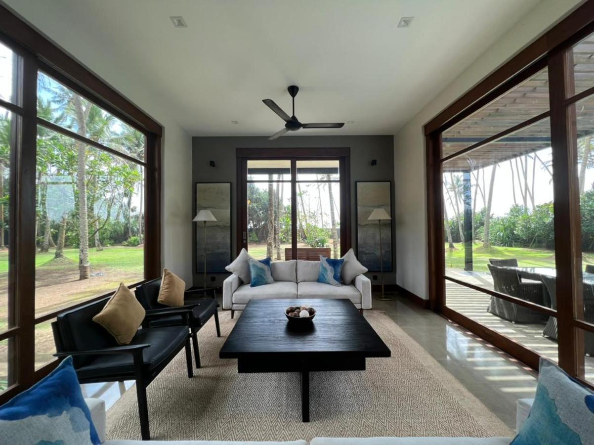 The Villa By Contemporary Ceylon Wadduwa Exterior photo